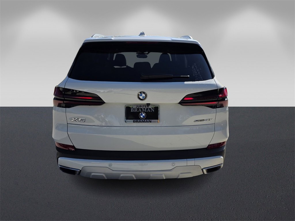 Certified 2025 BMW X5 sDrive40i w/ Premium Package image 5