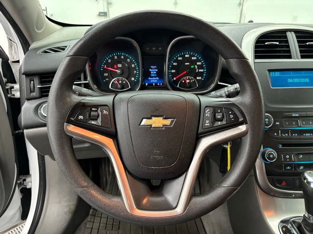 Used 2015 Chevrolet Malibu LS FWD image 16