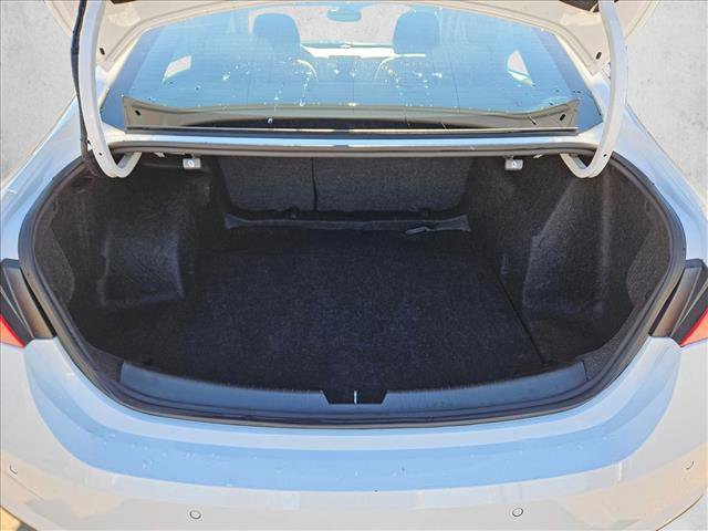 Used 2024 Chevrolet Malibu LT image 6