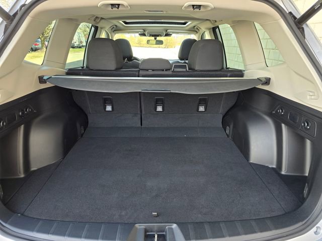 Used 2022 Subaru Forester Premium image 48