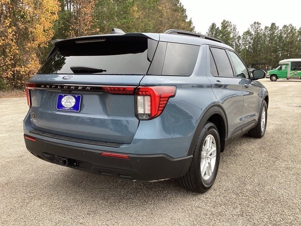 New 2026 Ford Explorer Active image 5