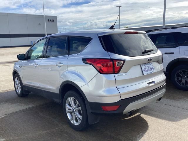 Used 2019 Ford Escape SE FWD image 12