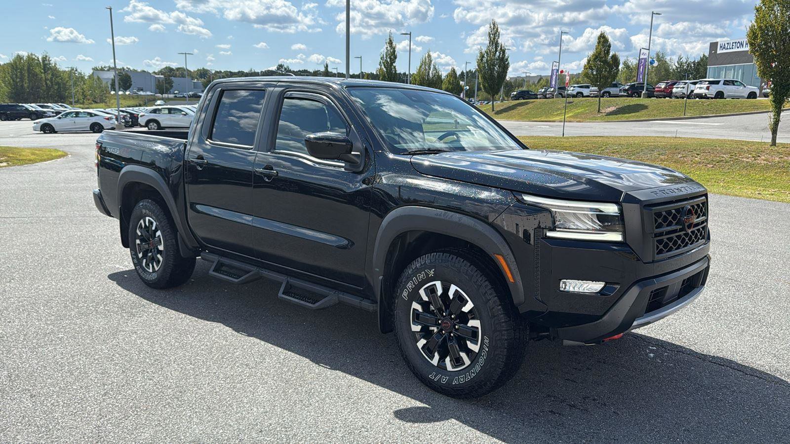 Used 2023 Nissan Frontier PRO-4X w/ Tow Package image 2