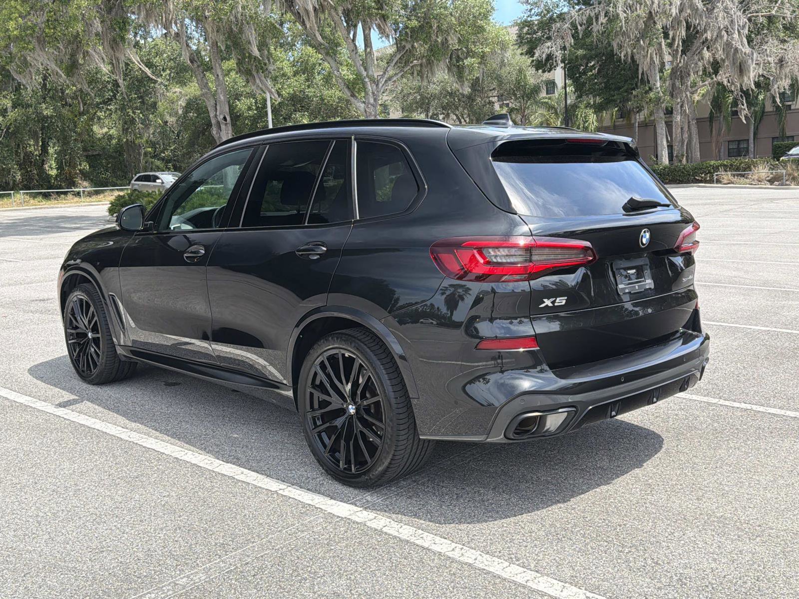 Used 2023 BMW X5 sDrive40i w/ Executive Package RWD image 6