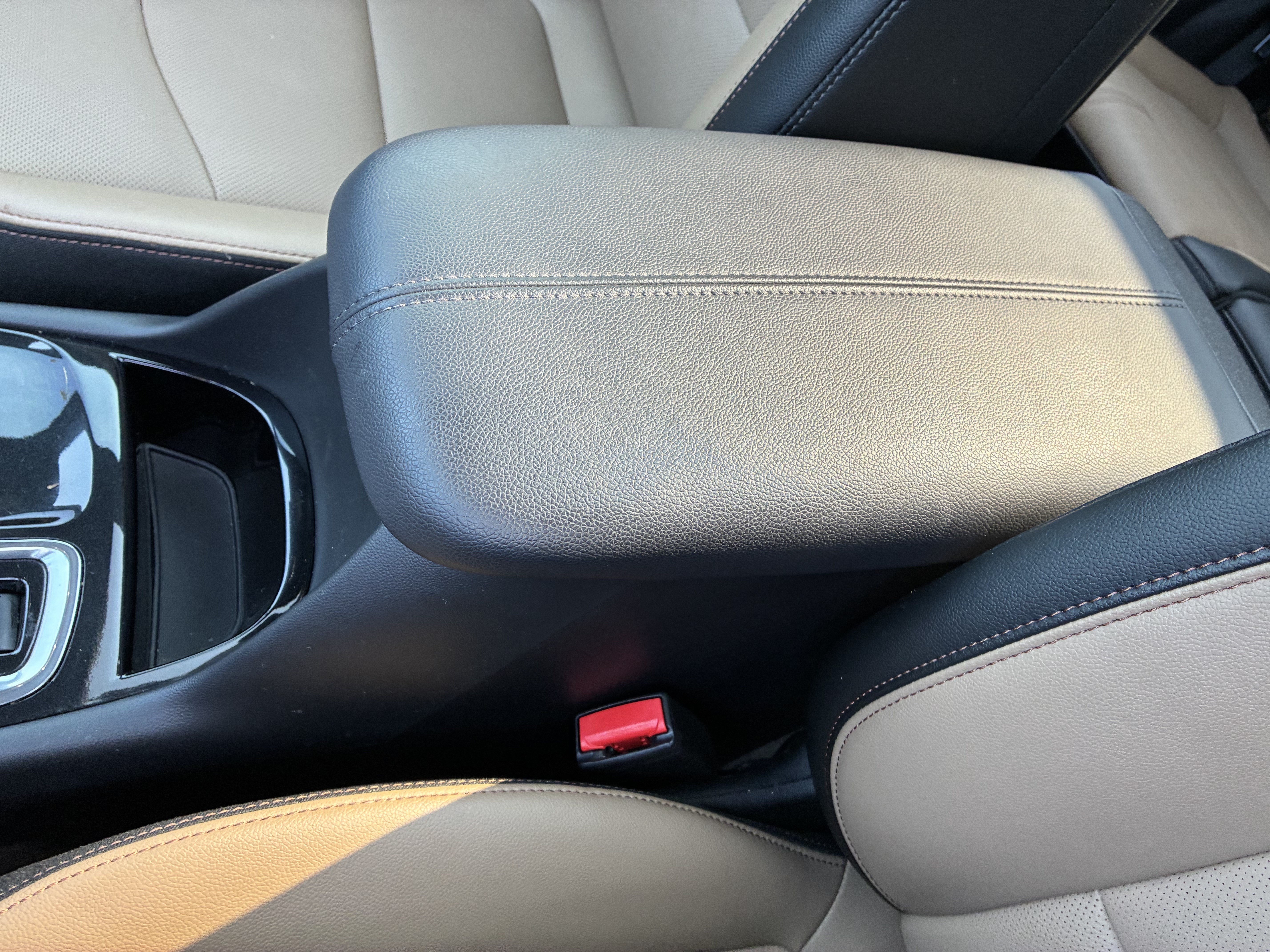 Used 2024 Chevrolet Equinox Premier FWD image 38