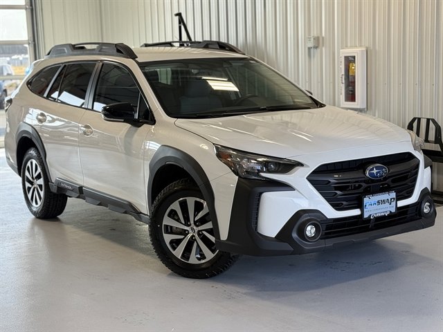 Used 2024 Subaru Outback Premium image 1