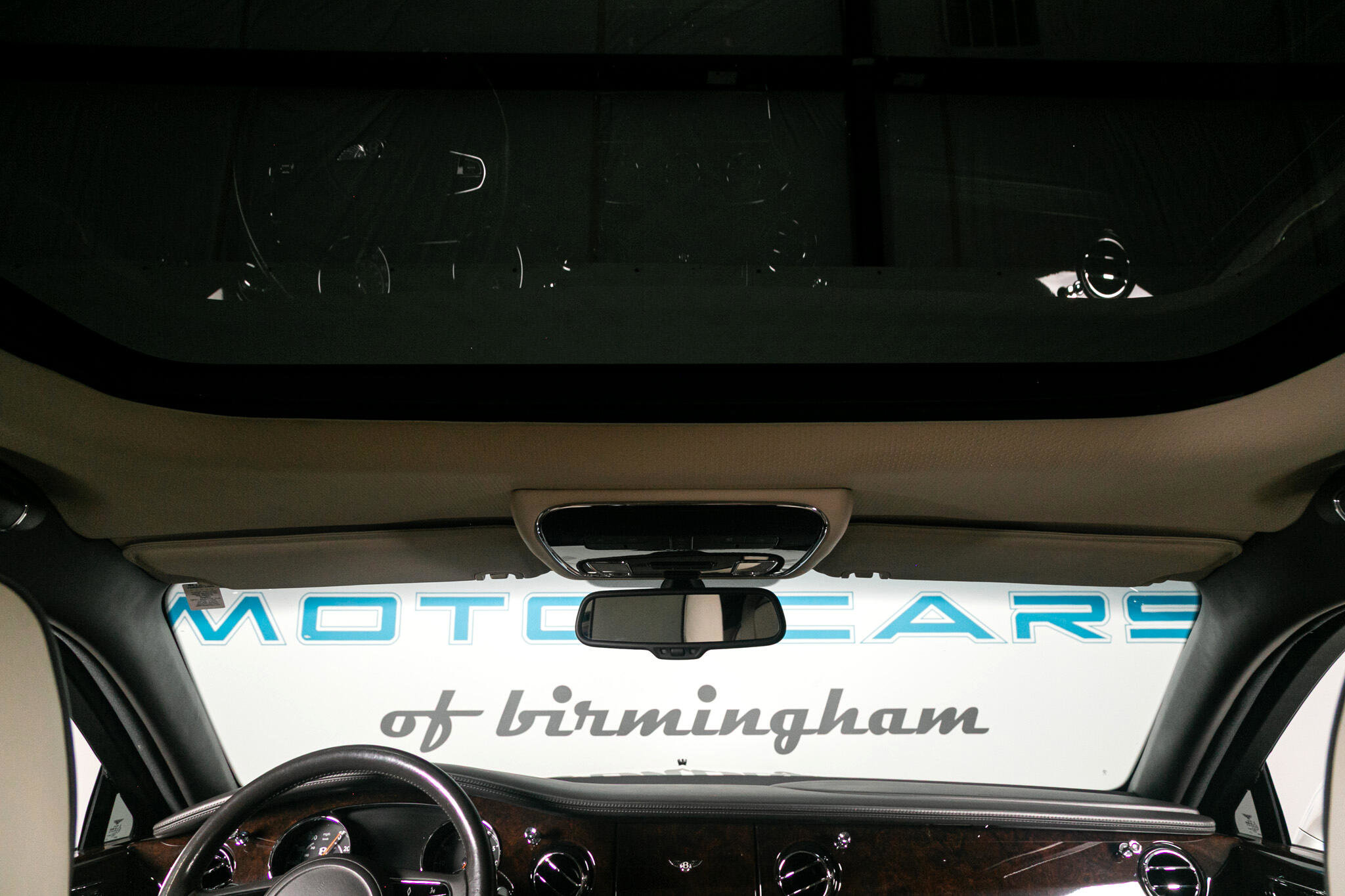 Used 2013 Bentley Mulsanne w/ Premiere Specification Pkg image 43