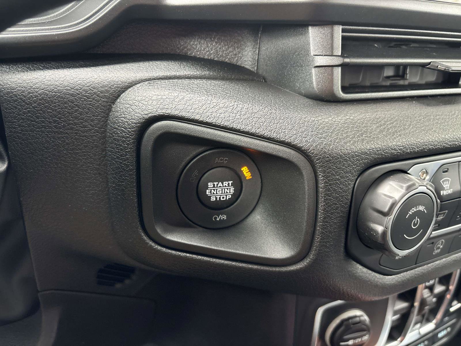 New 2026 Jeep Wrangler Unlimited Sport image 12