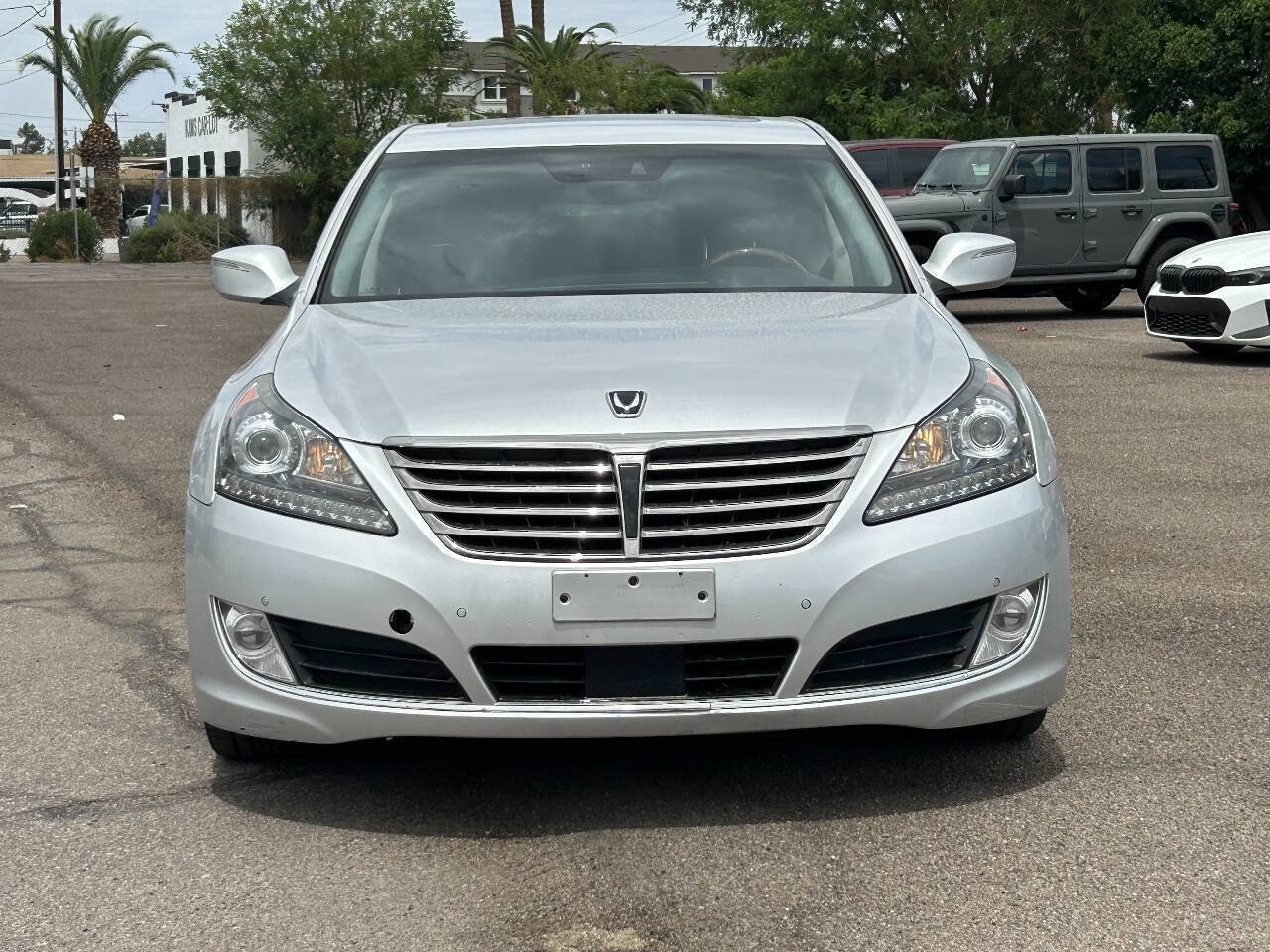 Used 2015 Hyundai Equus Signature RWD image 8