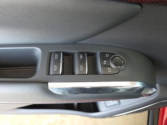 Used 2026 Chevrolet Traverse RS AWD/4WD image 59