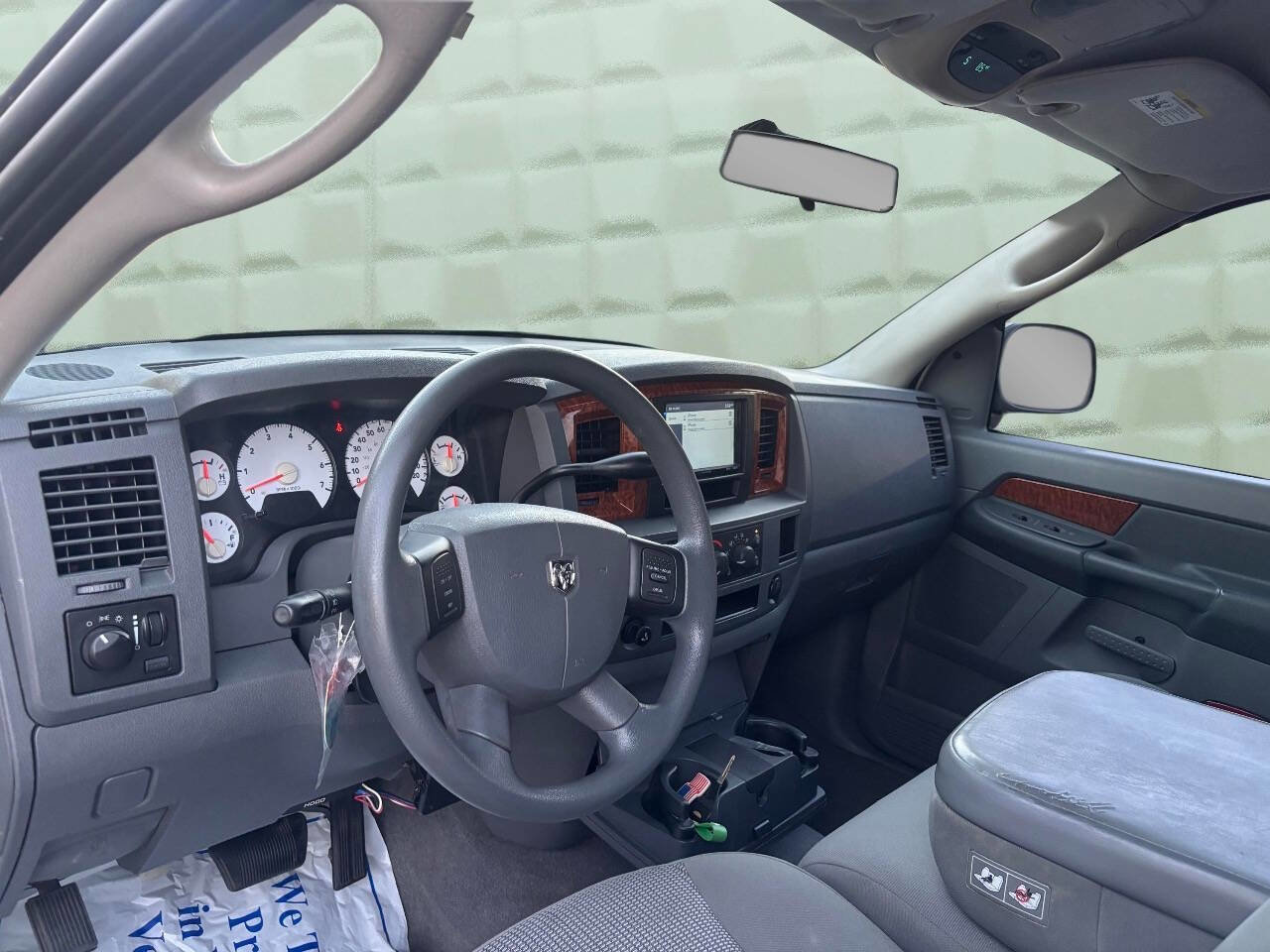 Used 2006 Dodge Ram 1500 Truck SLT image 10