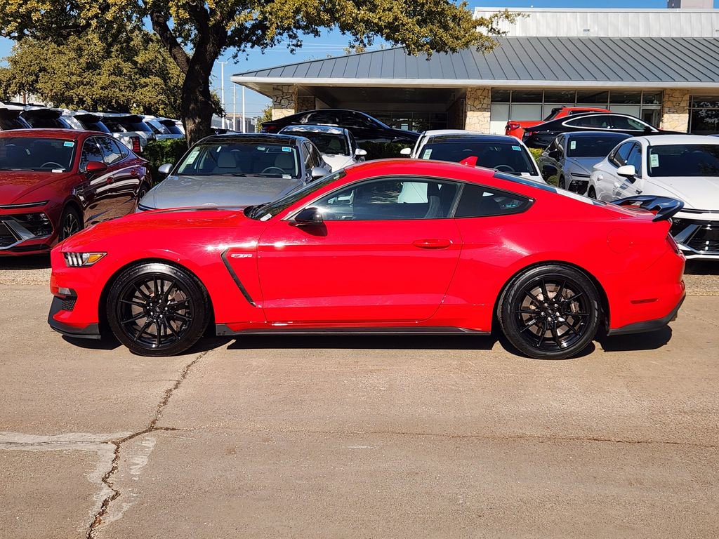 Used 2020 Ford Mustang Shelby GT350 w/ Technology Package image 4