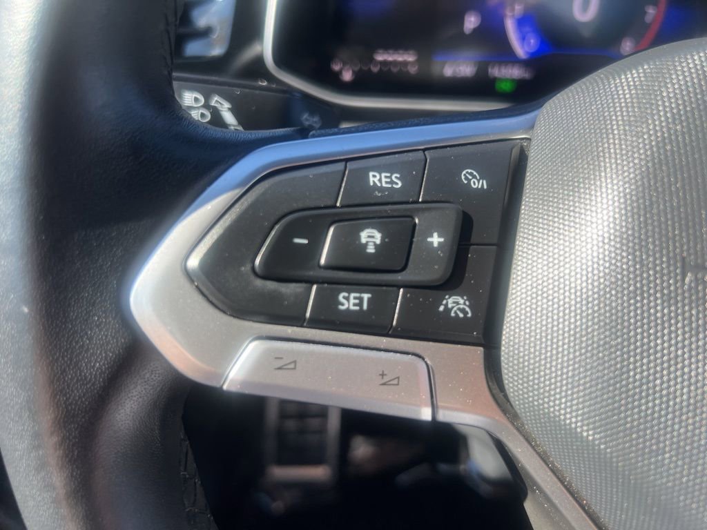 Used 2025 Volkswagen Jetta Sport image 45