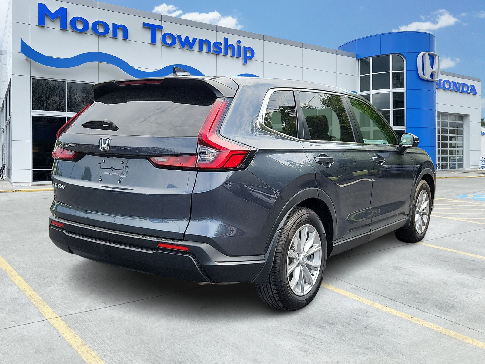 Used 2025 Honda CR-V EX image 6
