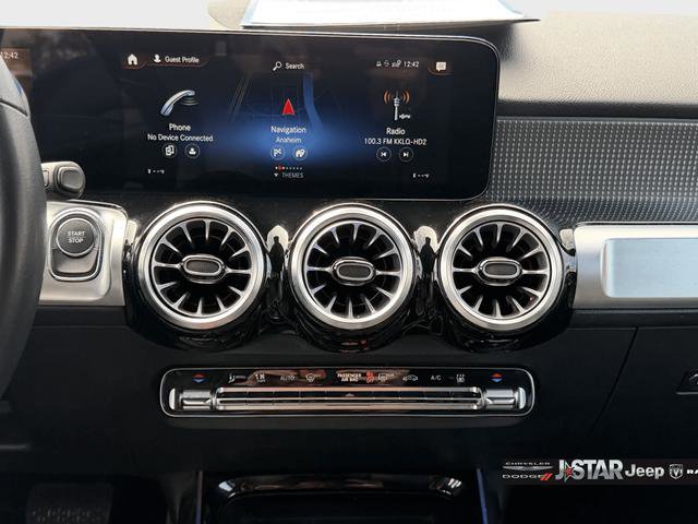 Used 2023 Mercedes-Benz EQB 300 4MATIC image 23