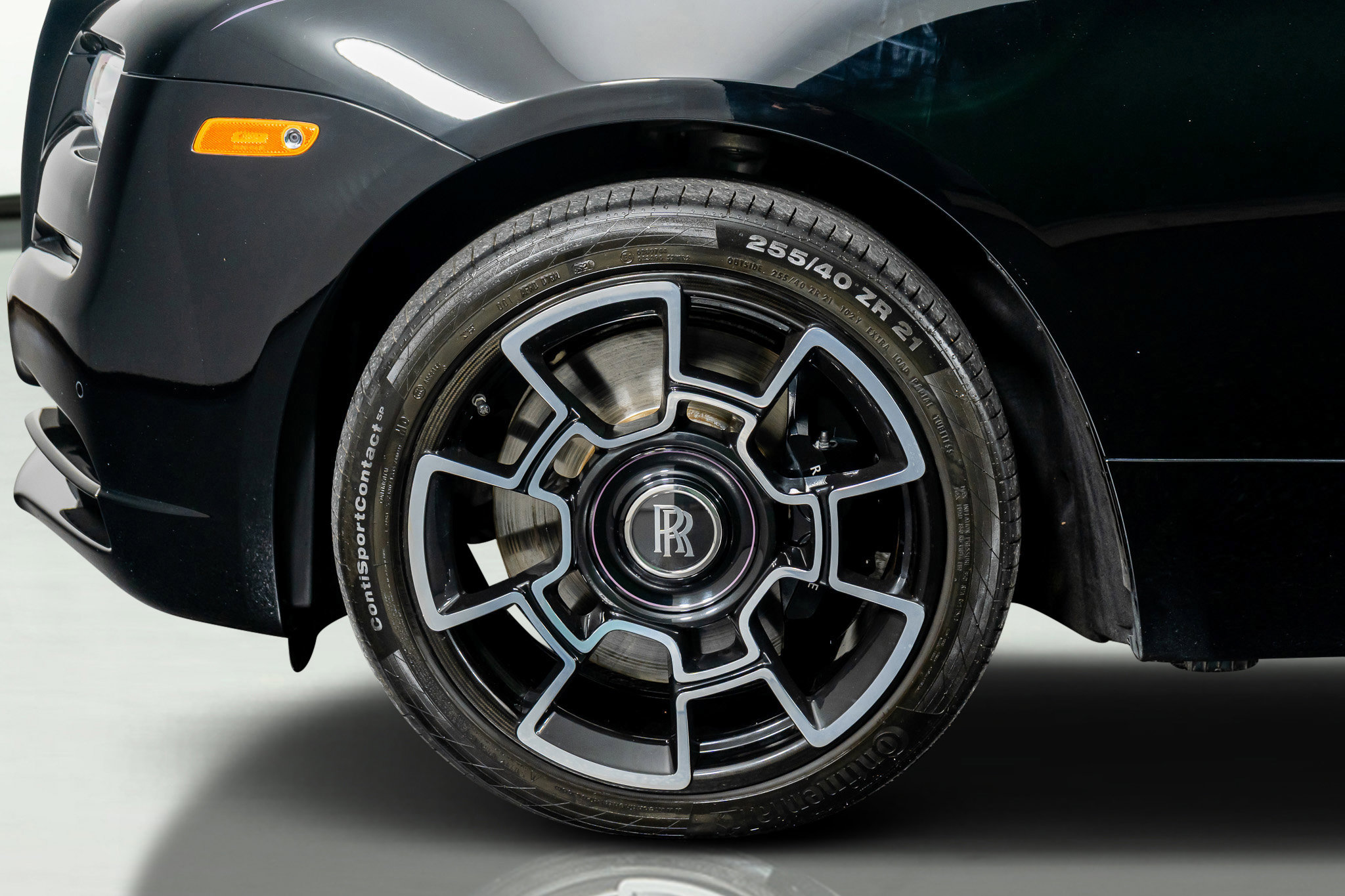 Used 2020 Rolls-Royce Wraith image 19