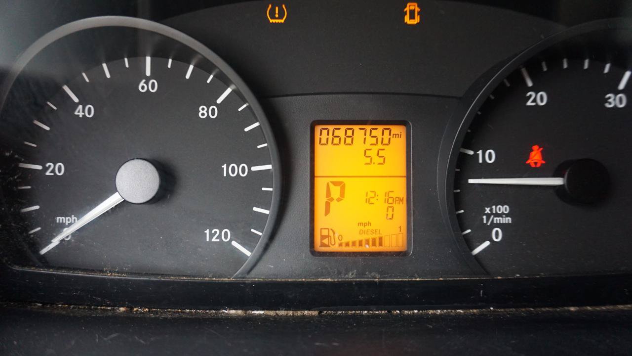 Used 2012 Mercedes-Benz Sprinter 2500 image 16