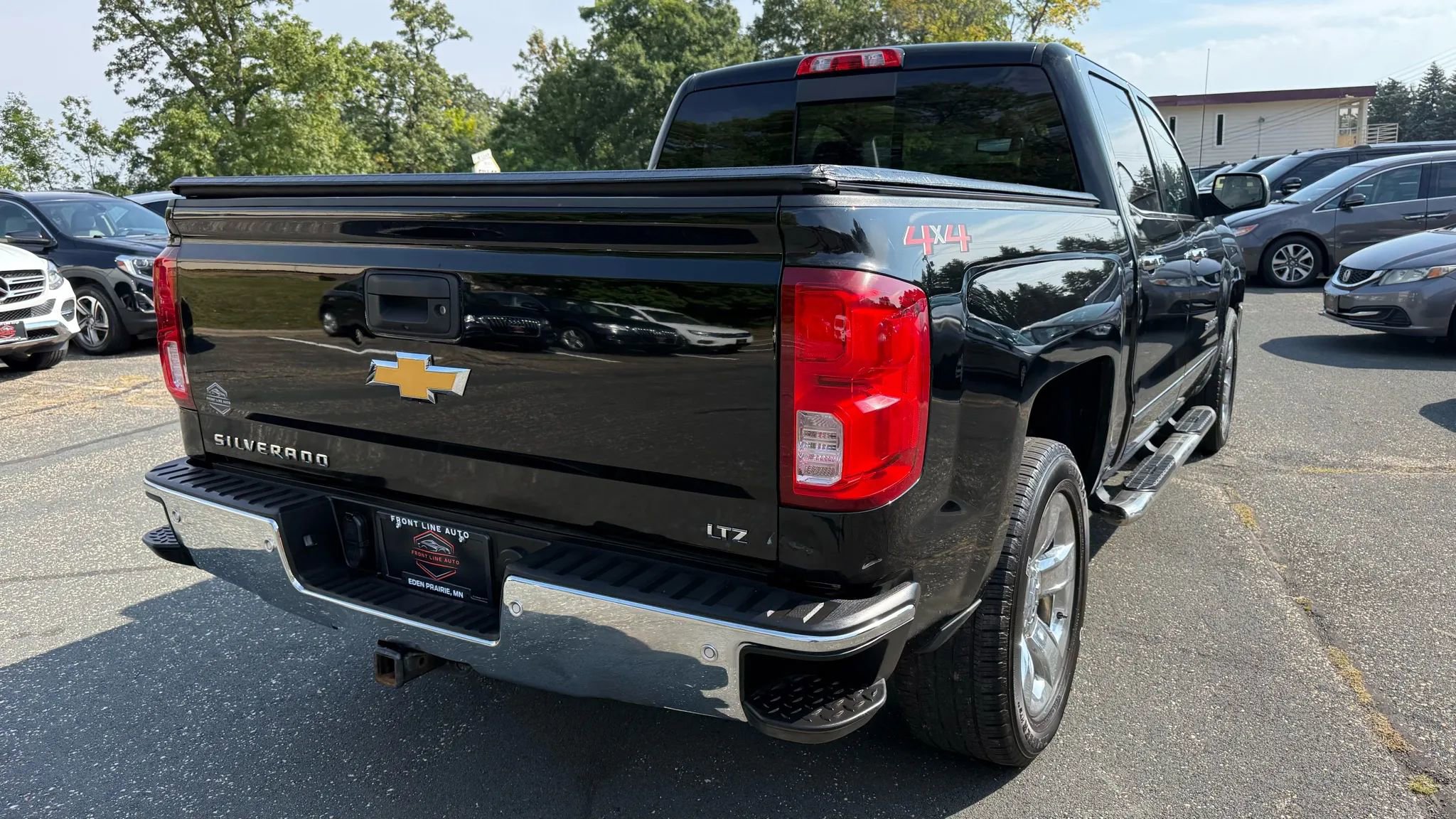 Used 2018 Chevrolet Silverado 1500 LTZ w/ Sport Package image 6