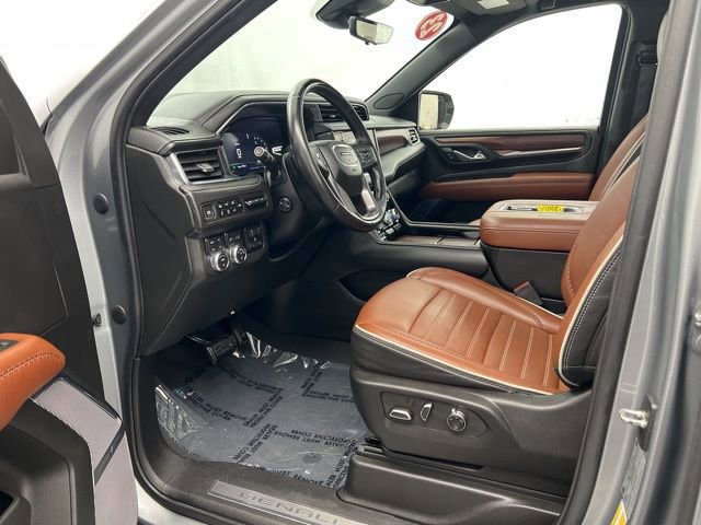 Certified 2023 GMC Yukon Denali Ultimate image 13