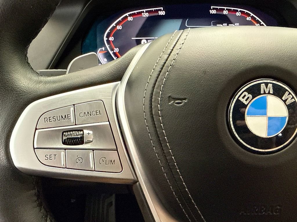 Used 2021 BMW X7 xDrive40i w/ Premium Package 2 AWD/4WD image 11
