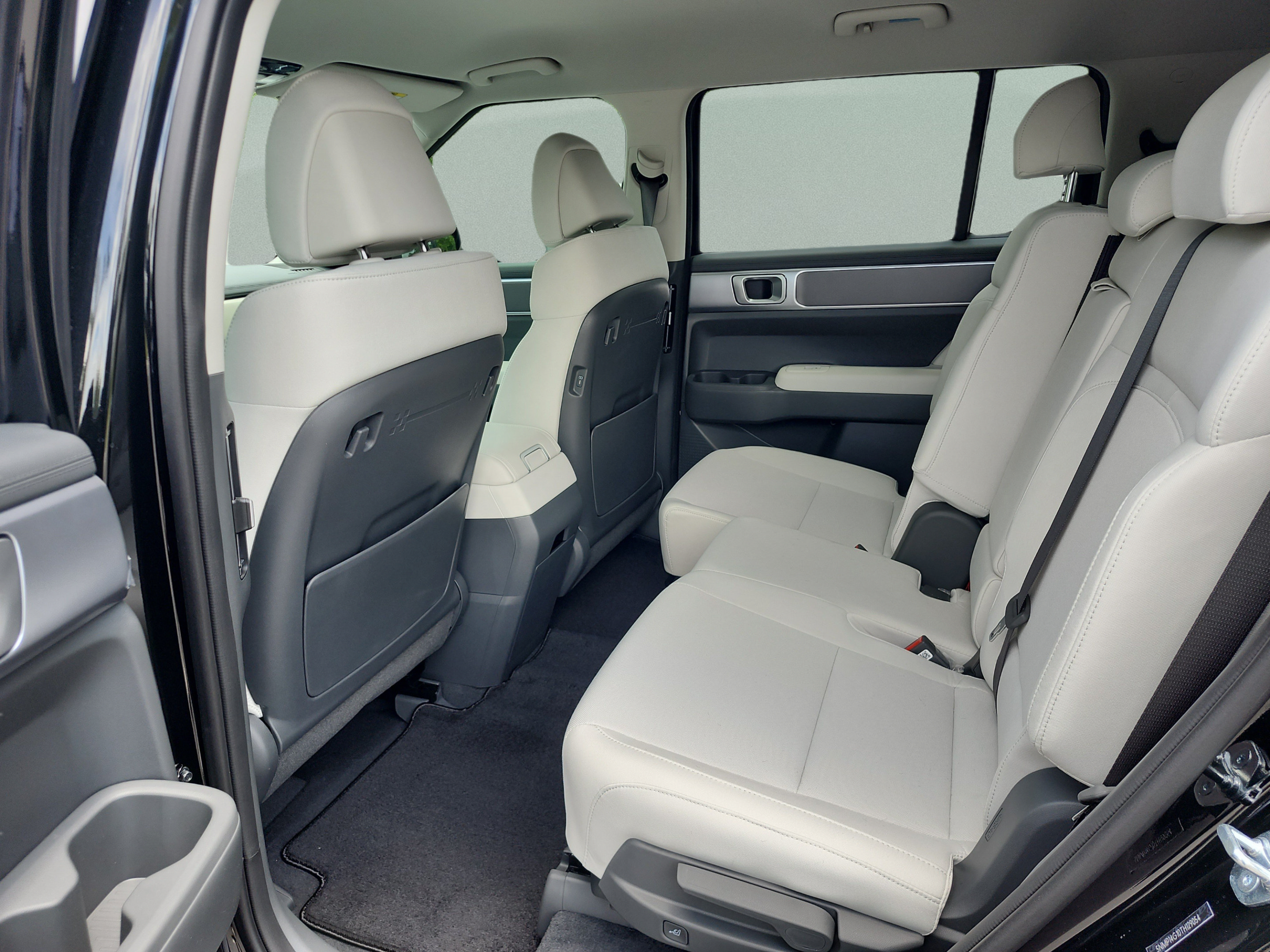 New 2026 Hyundai Santa Fe SE FWD image 16