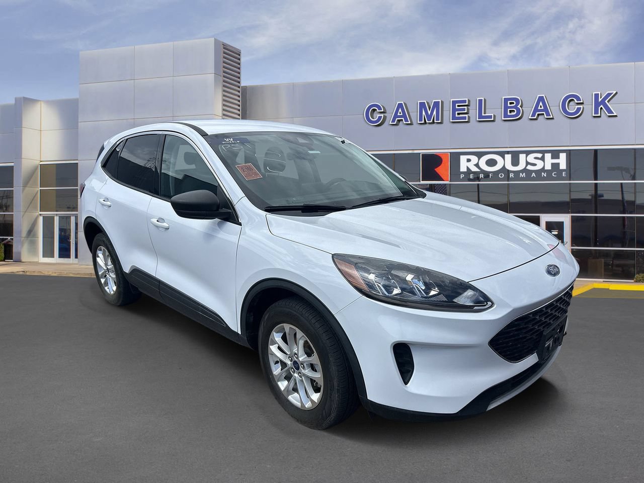 Used 2022 Ford Escape SE AWD/4WD image 3