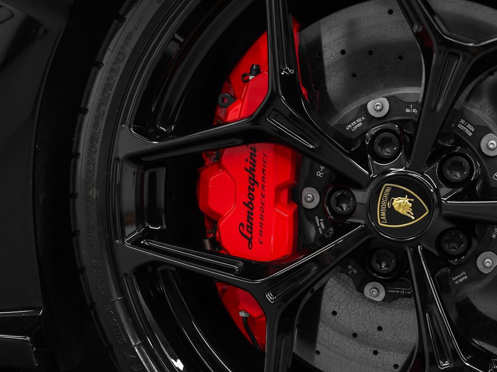 Used 2024 Lamborghini Revuelto image 12