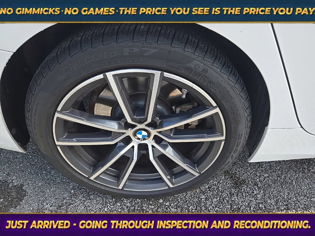 Used 2021 BMW 330i Sedan w/ Convenience Package RWD image 10