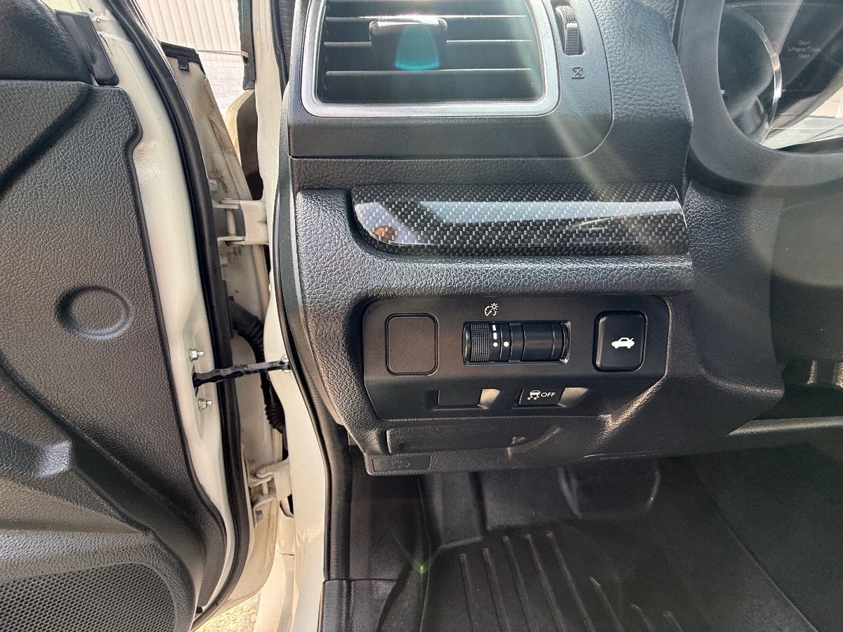 Used 2017 Subaru WRX Premium image 25