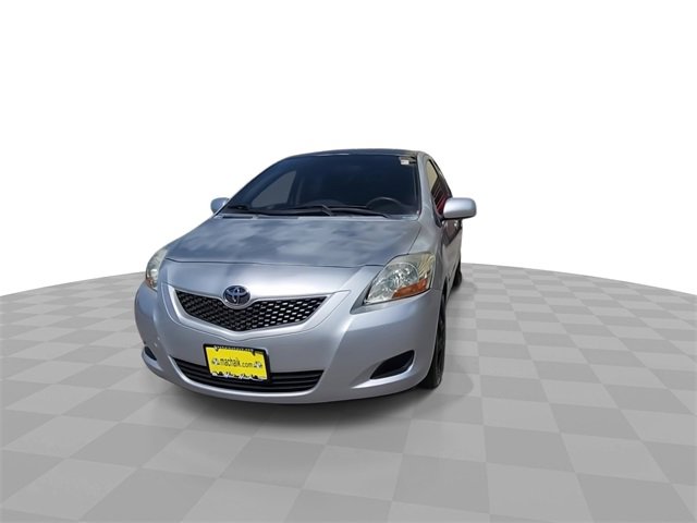 Used 2012 Toyota Yaris Sedan image 3