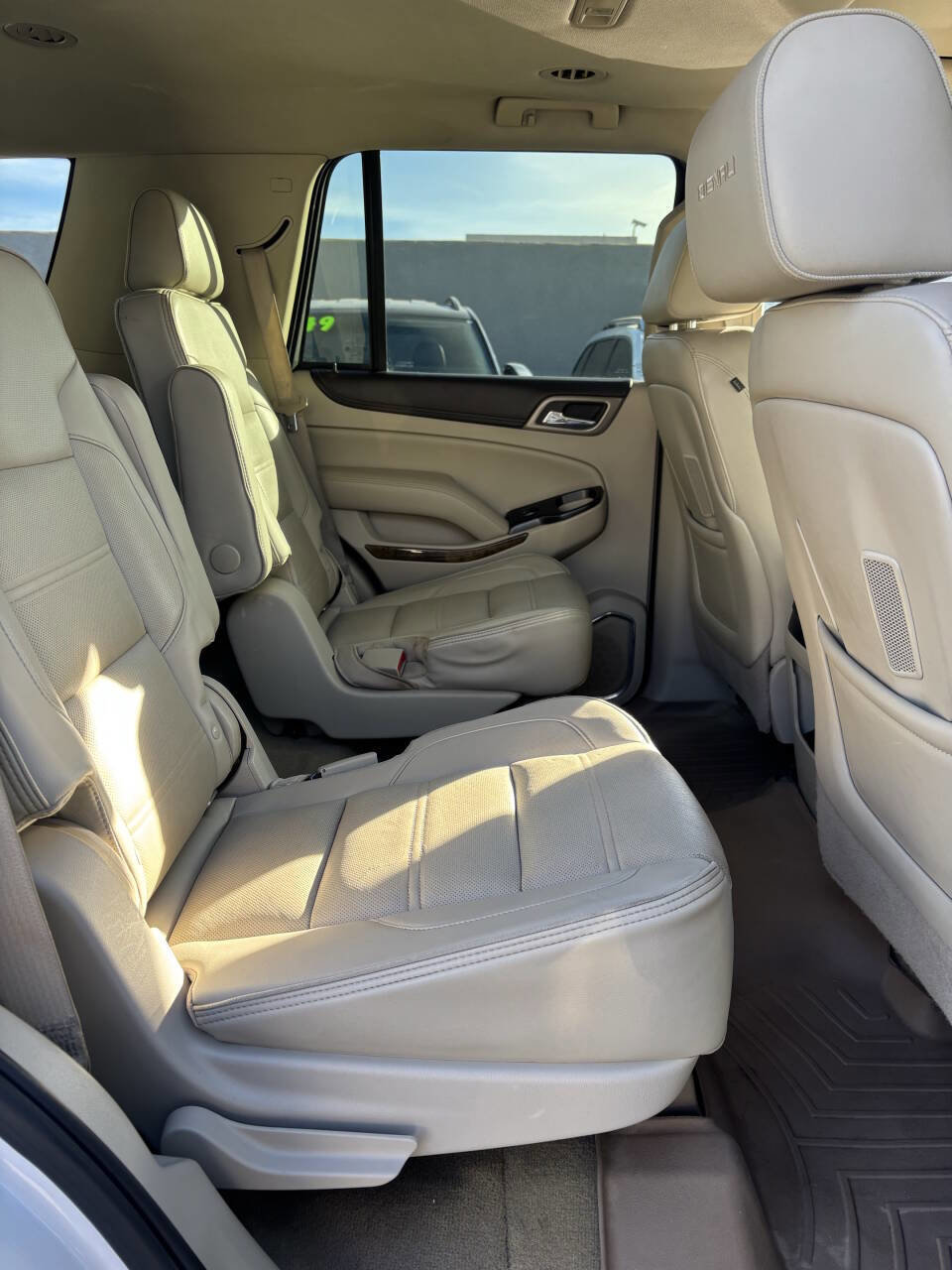 Used 2016 GMC Yukon SLE w/ Convenience Package image 10