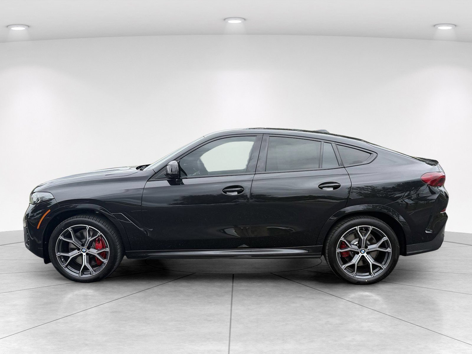 New 2027 BMW X6 M60i AWD/4WD image 7