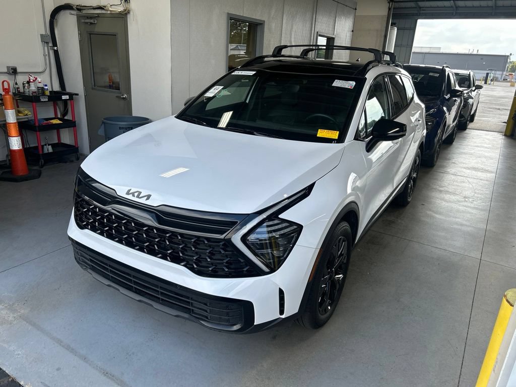 Used 2025 Kia Sportage X-Line w/ Premium Package AWD/4WD image 2