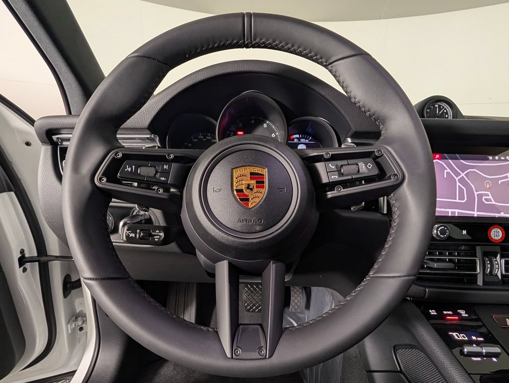 New 2026 Porsche Macan AWD/4WD image 36