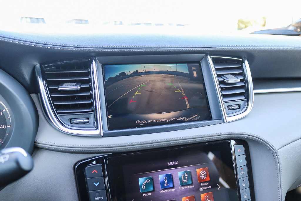 Certified 2023 INFINITI QX50 Luxe FWD image 23