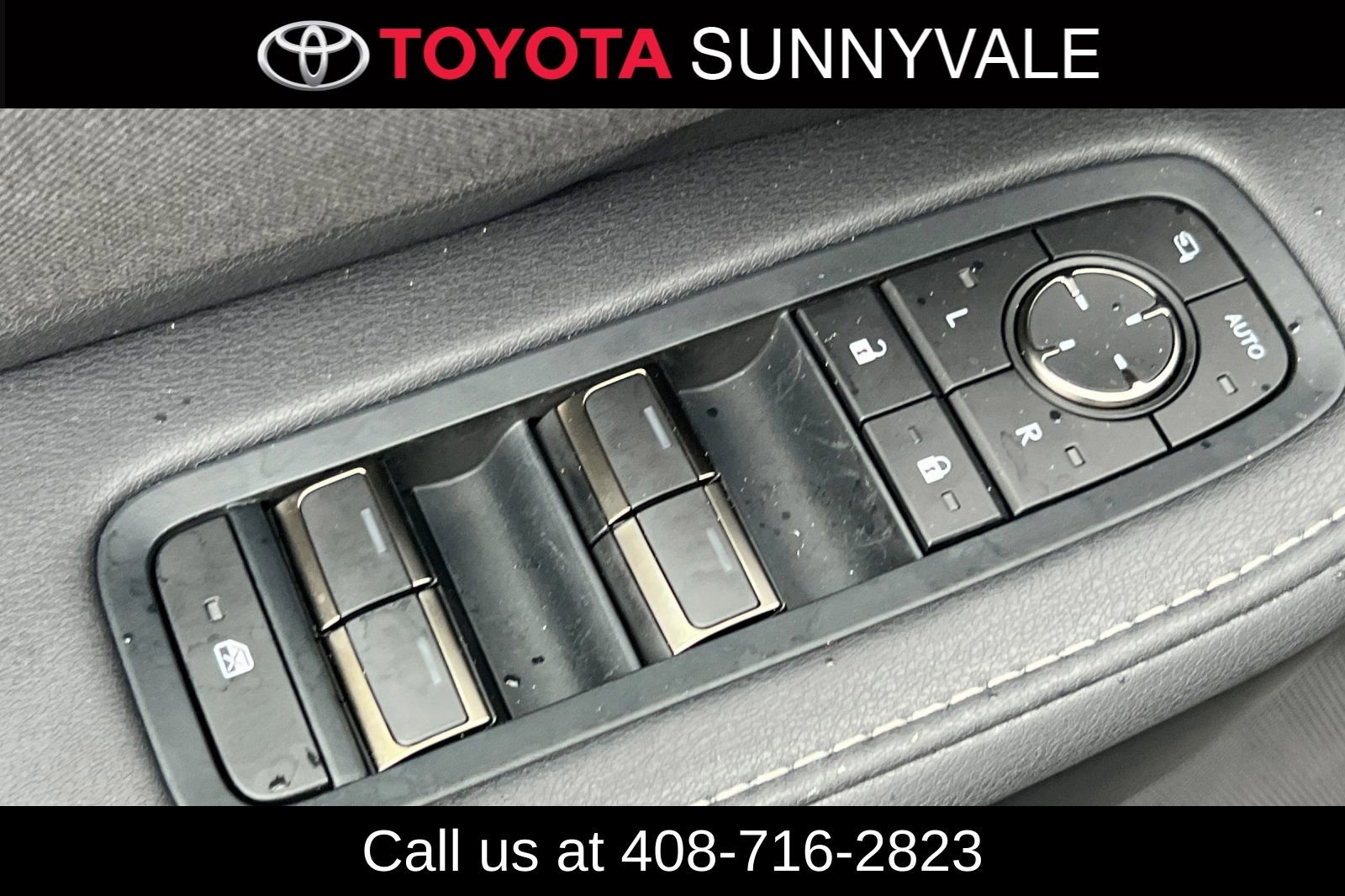 Used 2025 Lexus TX 500h AWD w/ Technology Package image 17