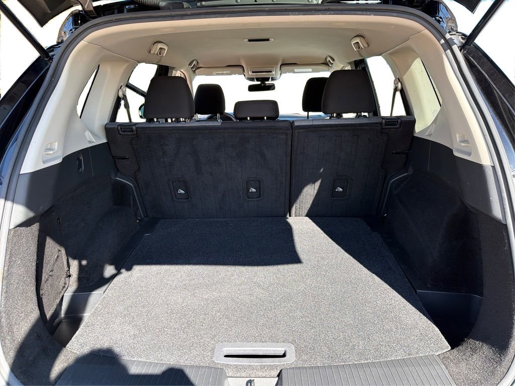 Used 2021 Nissan Rogue S image 13