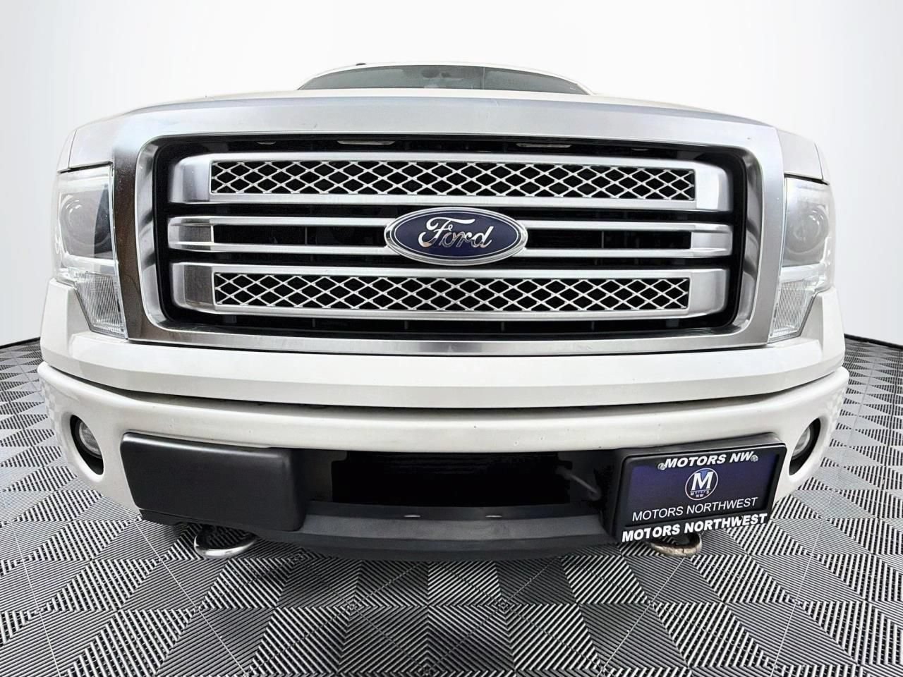 Used 2013 Ford F150 Platinum AWD/4WD image 2