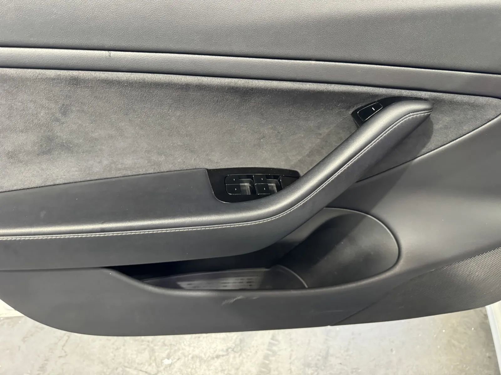 Used 2017 Tesla Model 3 Long Range RWD image 14