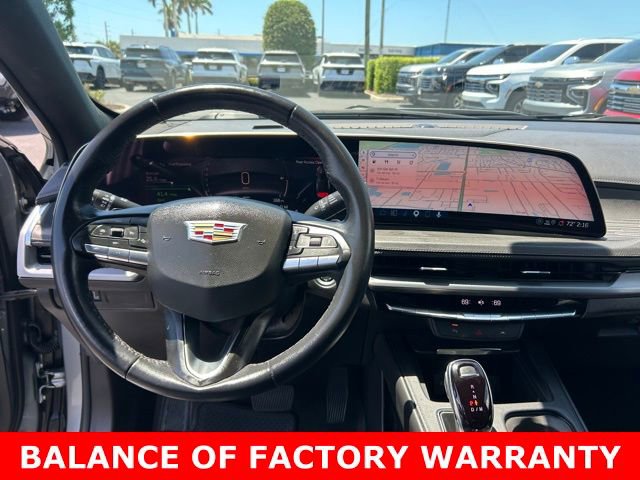 Used 2025 Cadillac XT4 Premium Luxury FWD image 17