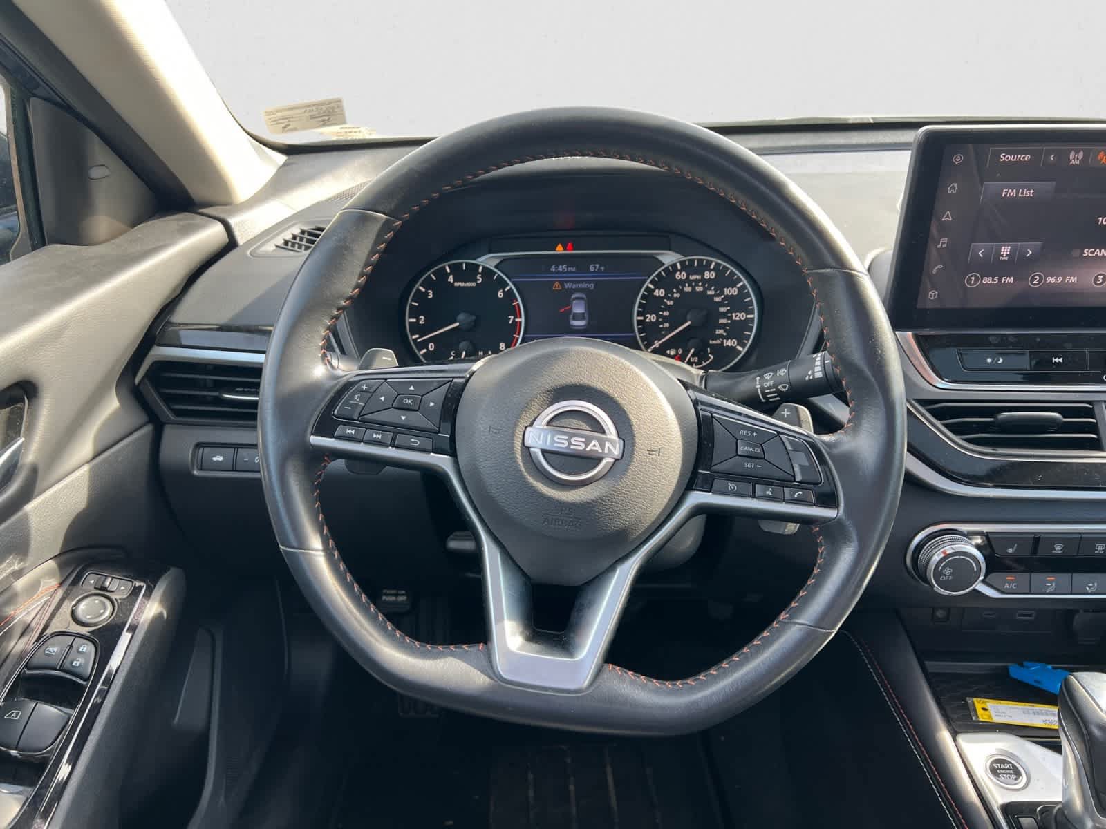 Certified 2023 Nissan Altima 2.5 SR w/ SR Premium Package FWD image 13