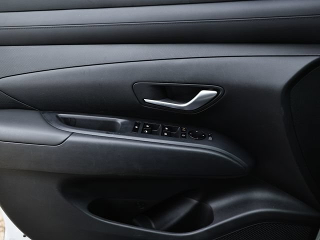 Used 2025 Hyundai Santa Cruz SEL FWD image 14