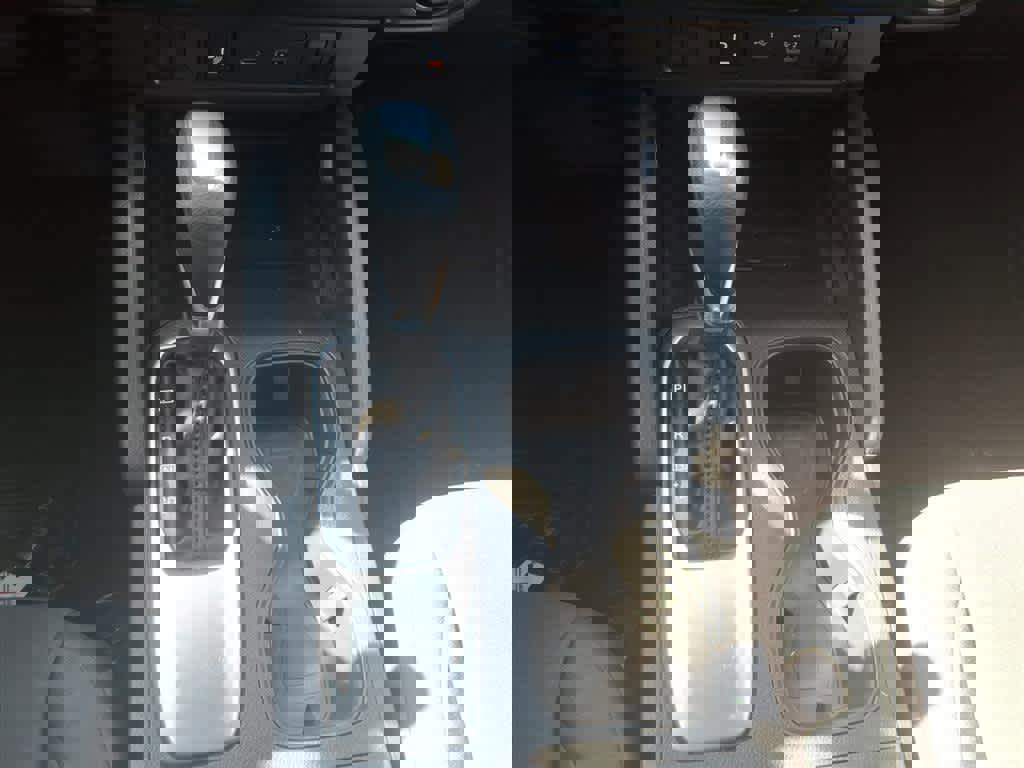 Used 2022 Nissan Frontier S w/ Technology Package image 12