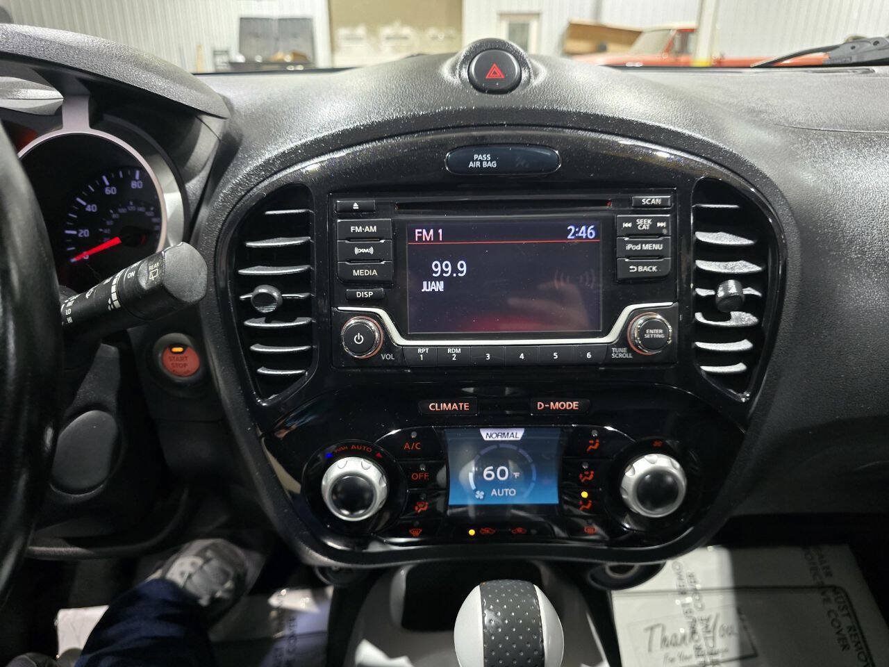 Used 2017 Nissan Juke SV AWD/4WD image 37