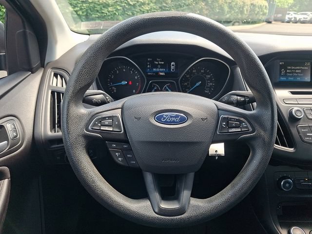 Used 2017 Ford Focus SE FWD image 19