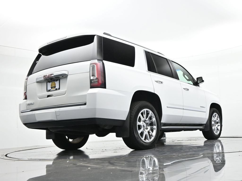 Used 2016 GMC Yukon Denali w/ Open Road Package AWD/4WD image 23