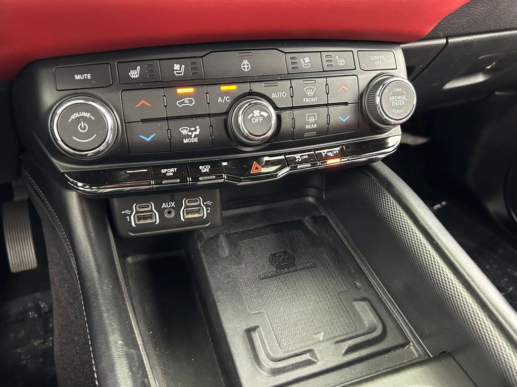 Used 2021 Dodge Durango R/T w/ Blacktop Package RWD image 25