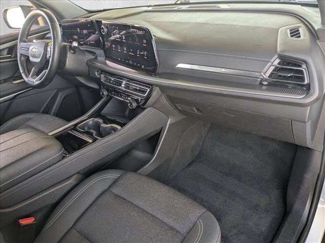 Used 2024 Chevrolet Traverse LT image 23