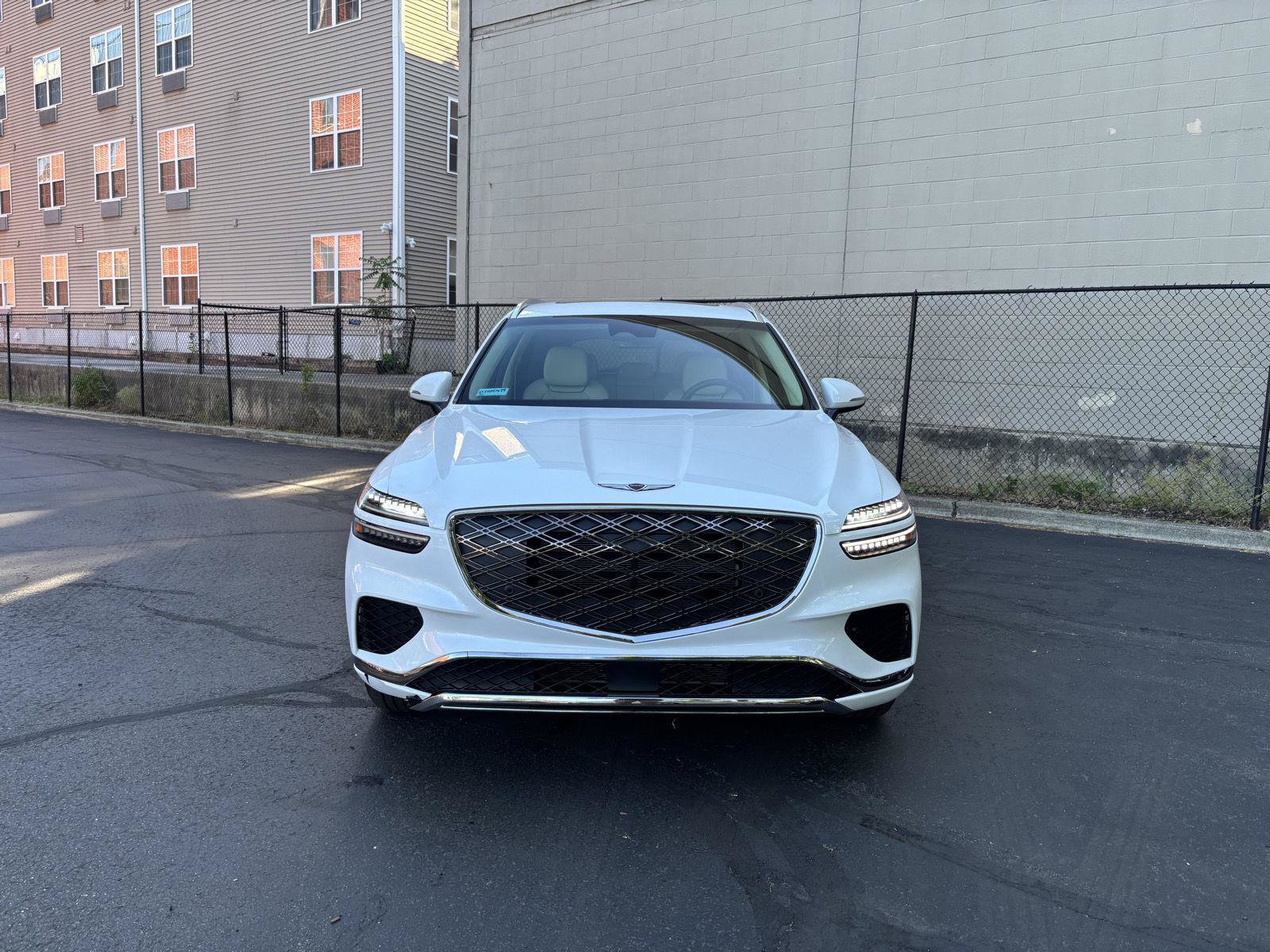 Used 2026 Genesis GV70 2.5T Select AWD/4WD image 5