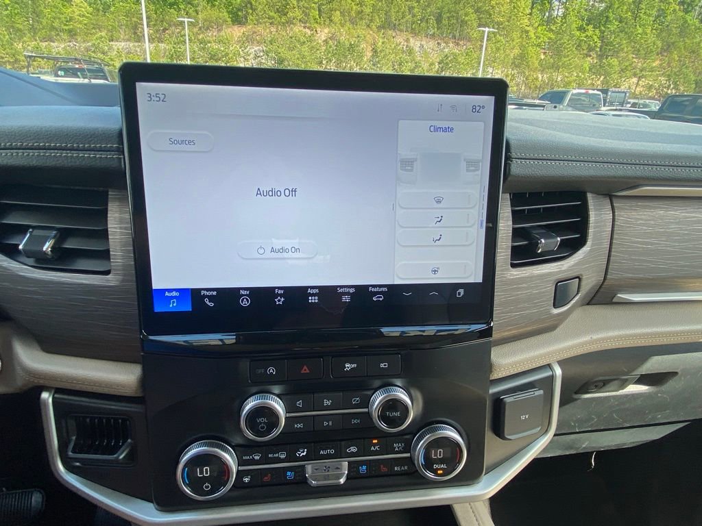 Certified 2024 Ford Expedition Limited image 15